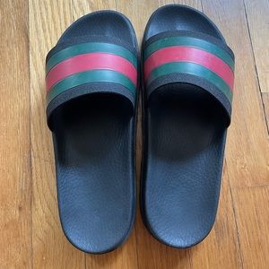 Gucci- Mens Rubber Slide Sandal